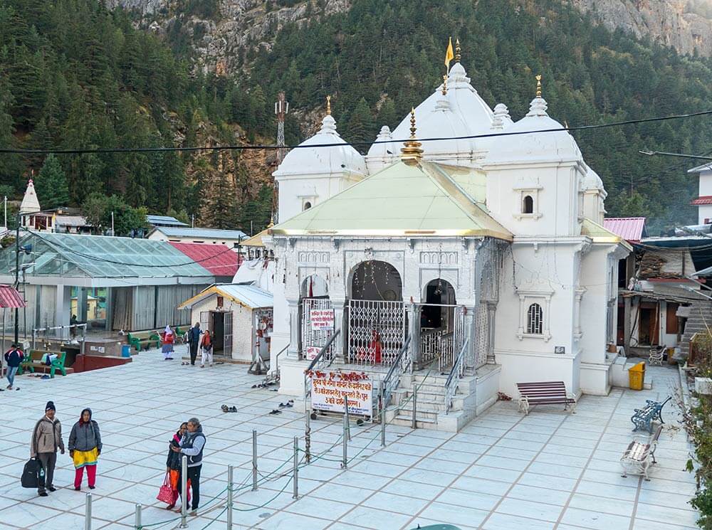 Gangotri Temple| Travel to Gangotri Temple with Arbor Taxi Service