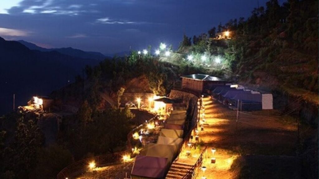 Camping in Dhanaulti